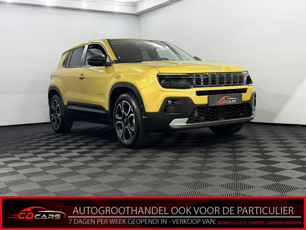 1.2 Summit Camera, Apple carplay, Half leder, Keyless start, Cruise control, Lichtmetalen