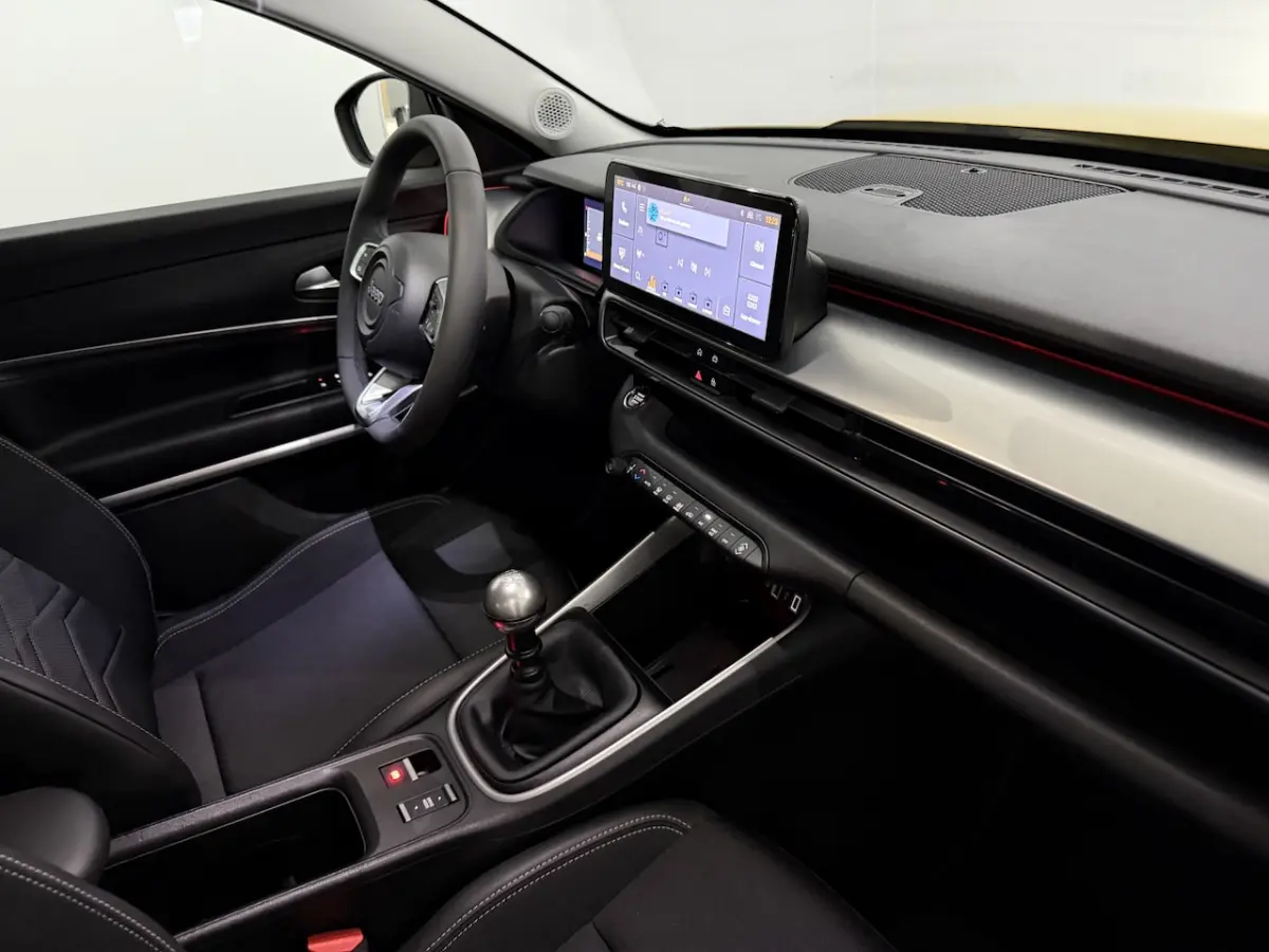 1.2 Summit Camera, Apple carplay, Half leder, Keyless start, Cruise control, Lichtmetalen