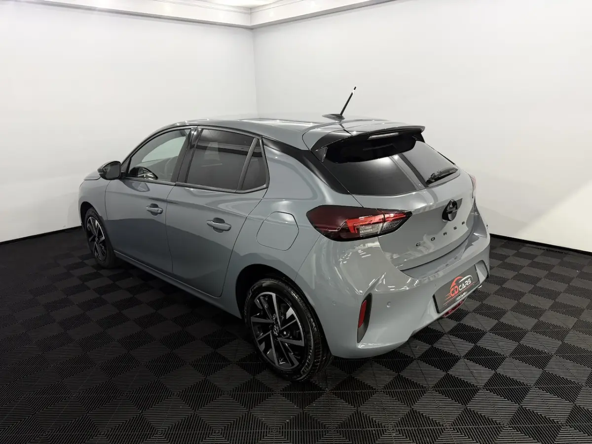 1.2 Turbo GS Camera, Half leder, Apple carplay, Cruise control, Rijstrook correctie, A sta