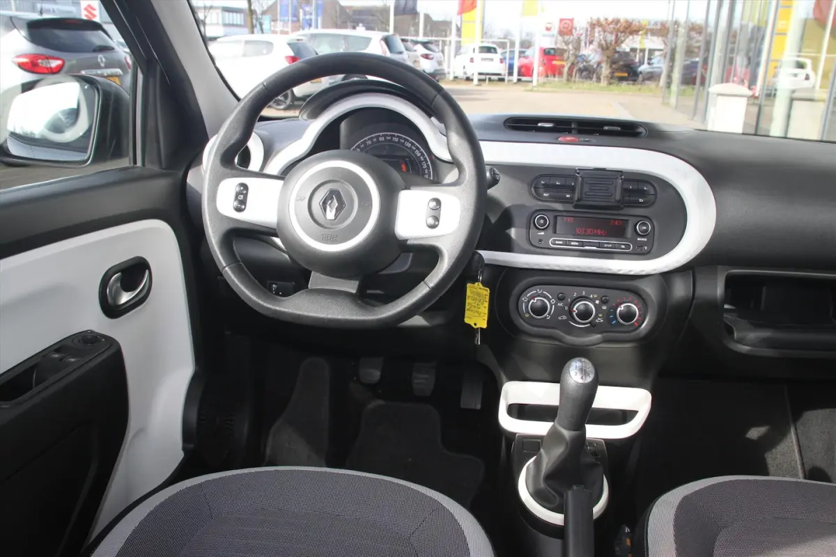70PK-COLLECTION-59DKM-AIRCO-CRUISE-BLUETOOTH-