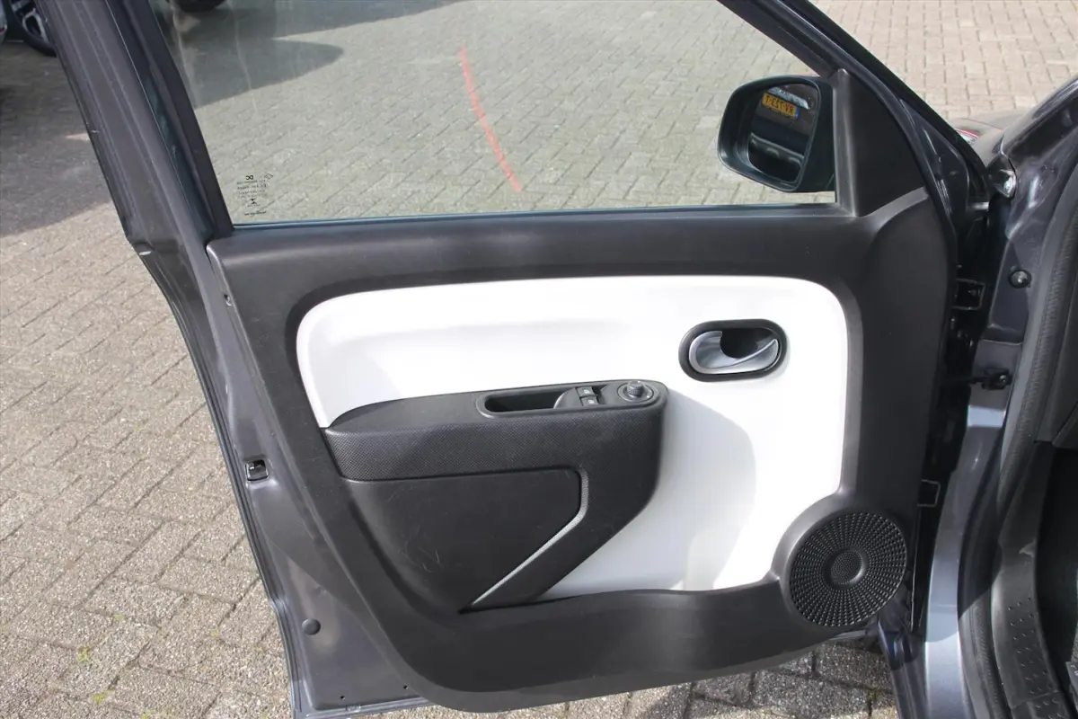 70PK-COLLECTION-59DKM-AIRCO-CRUISE-BLUETOOTH-