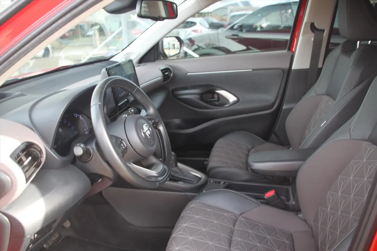 116PK-EXECUTIVE-HYBRID-67DKM-FULL OPTIONS-NW-