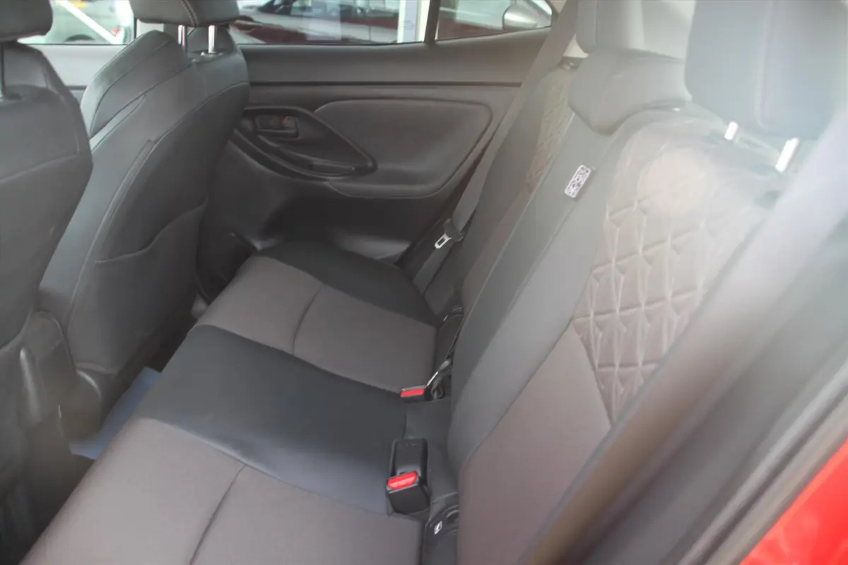 116PK-EXECUTIVE-HYBRID-67DKM-FULL OPTIONS-NW-
