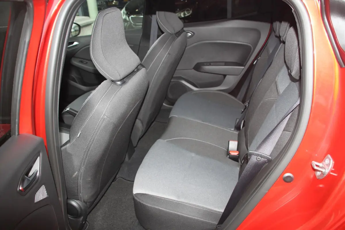 90PK-EVOLUTION-NW.MODEL-13DKM-APPLE CAR PLAY-NIEUW-
