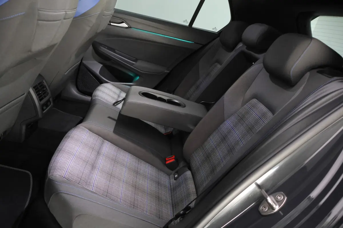 GTE 1.4 eHybrid SOH 95% FULL LED | CARPLAY | NAVI | CLIMA | AMBIANCE LIGHT | LANE ASSIST |