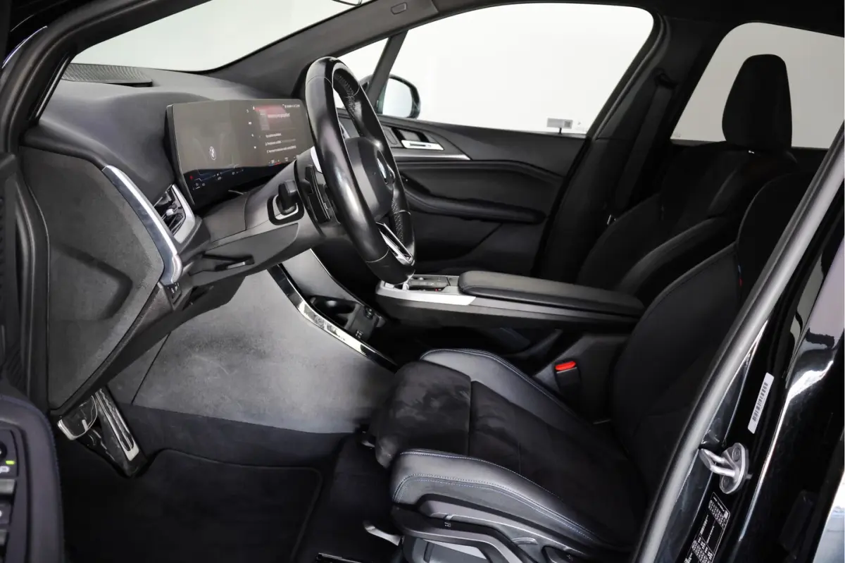 218iA M-SPORT Edition FULL LED | CAMERA | ACC | NAVI | CARPLAY | STOELVERW | PDC V+A | ELE