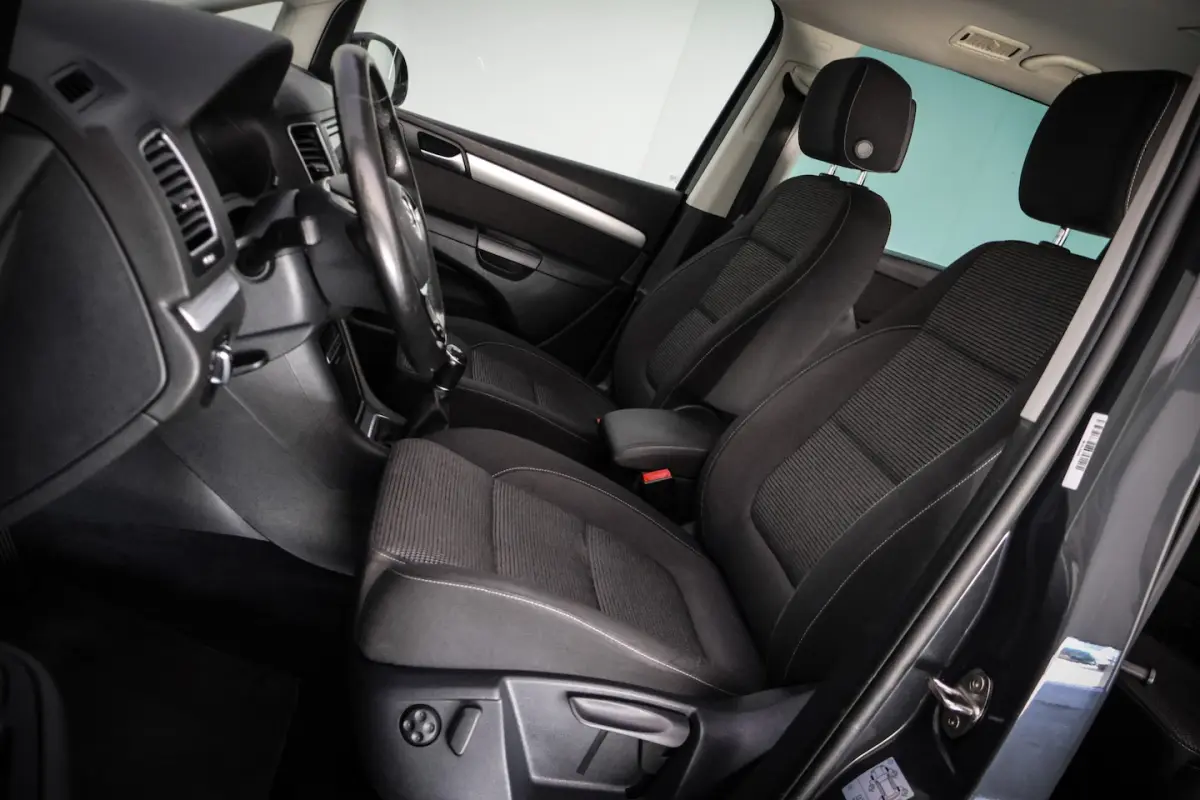 1.4 TSI 7p COMFORTLINE STOELVERW. | NAVIGATIE | CLIMATE CTRL. | PDC V+A | LMV