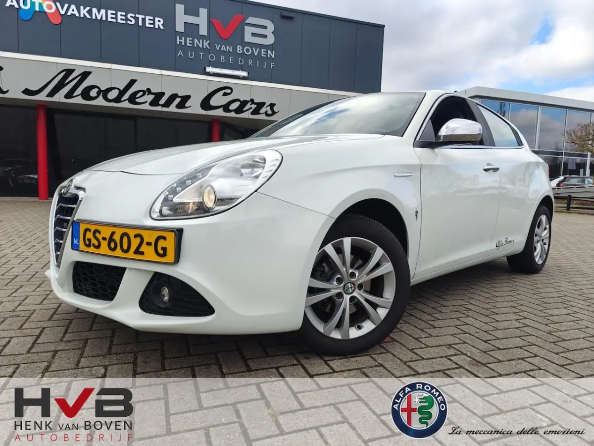 Alfa Romeo Giulietta 2012 Benzine Handgeschakeld leasen