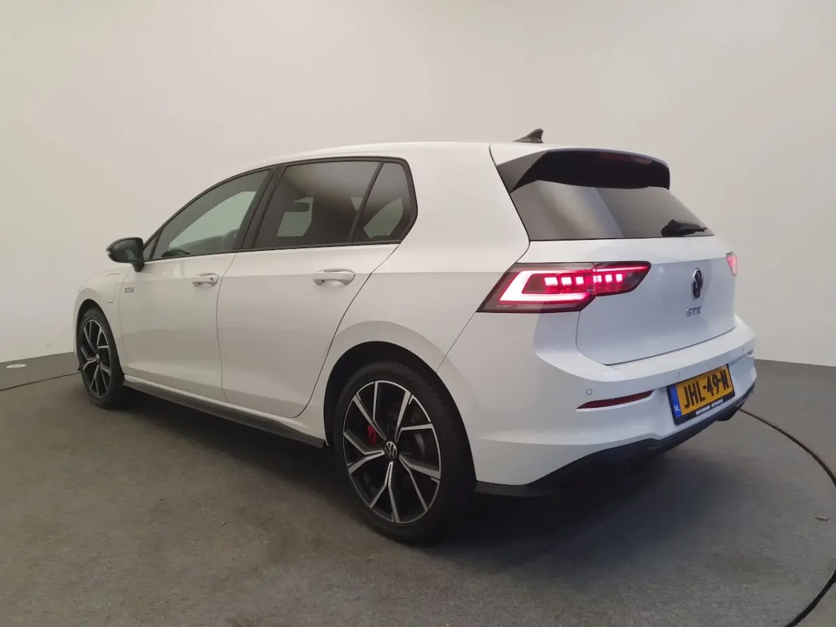 GTE 1.5 eHybrid 272pk DSG/AUT Wegklapbare trekhaak, Head-Up, Camera