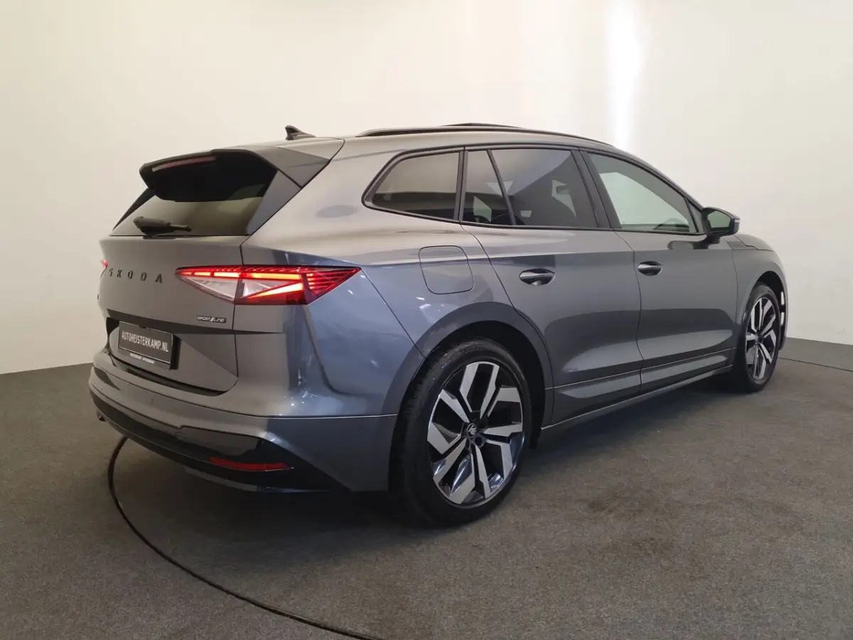 85 Sportline 82 kWh 286pk Wegklapbare trekhaak, Panoramadak, Warmtepomp