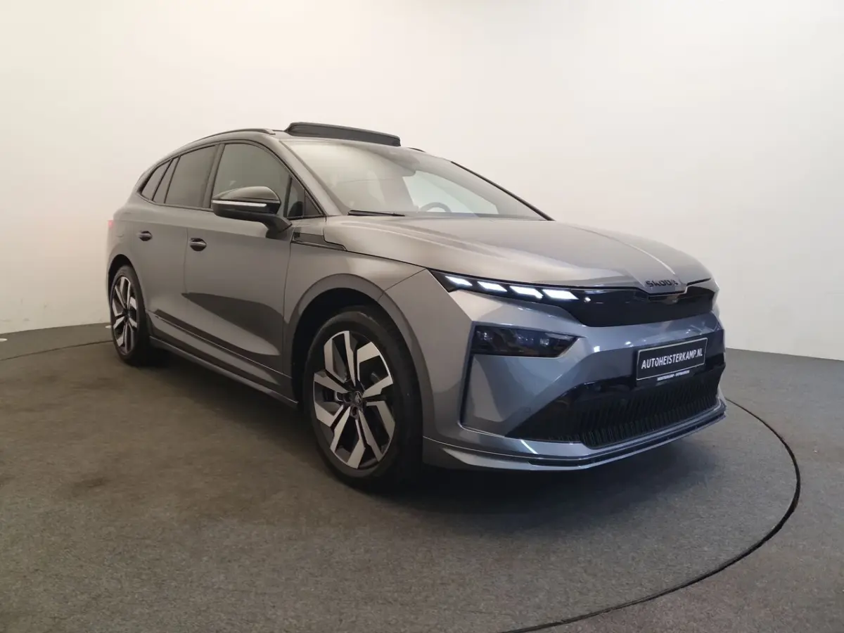 85 Sportline 82 kWh 286pk Wegklapbare trekhaak, Panoramadak, Warmtepomp