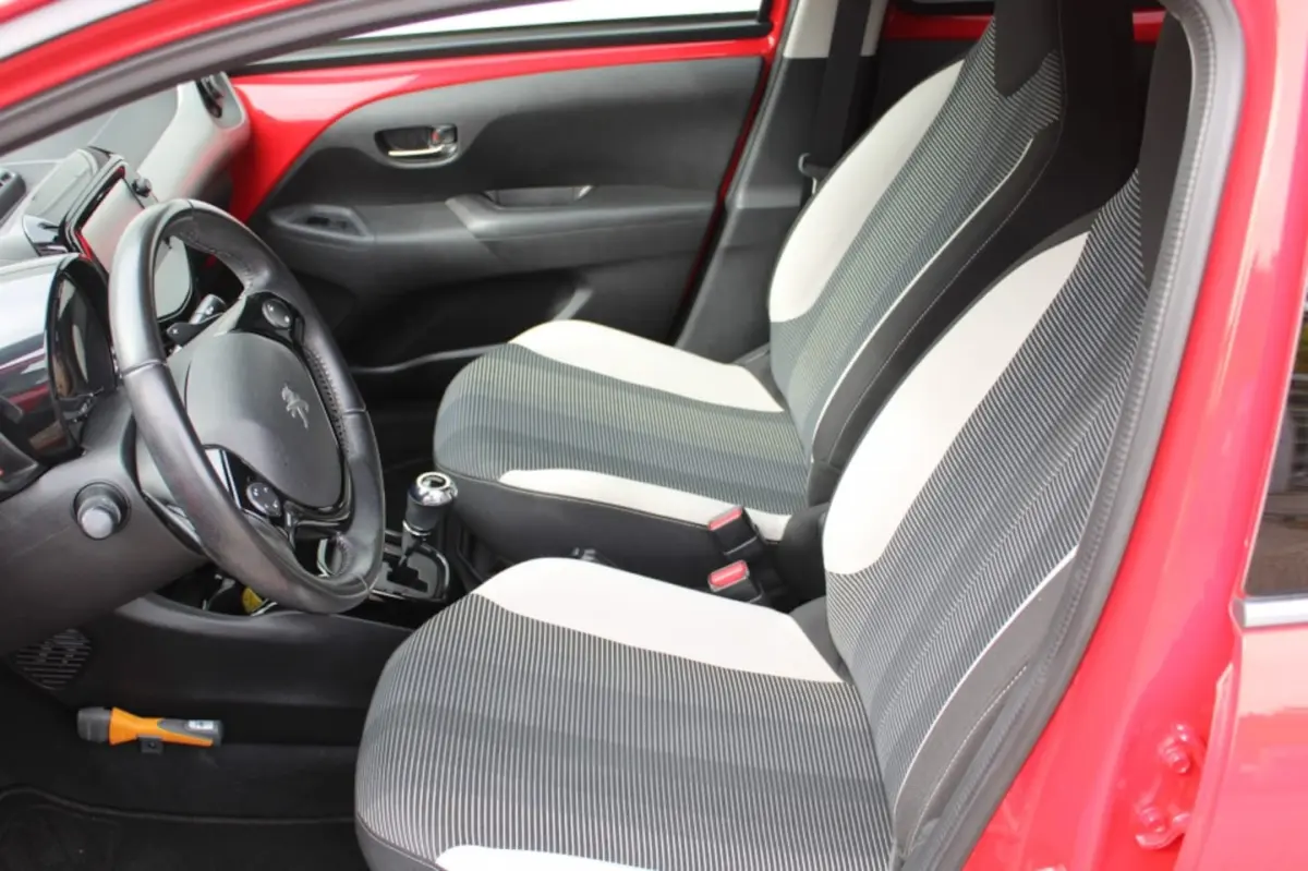 1.0 e-VTi Allure TOP Automaat