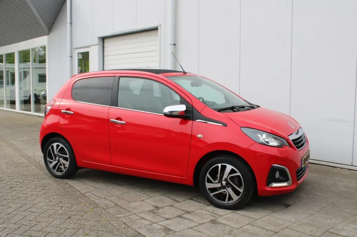 1.0 e-VTi Allure TOP Automaat