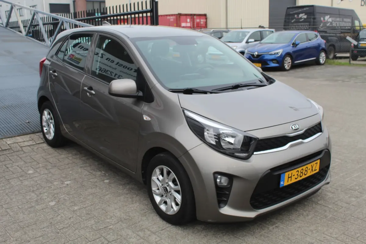 1.0 MPi DynamicLine Dealer onderhouden Achteruitrijcamera/Apple carplay/Airco/Elektrische