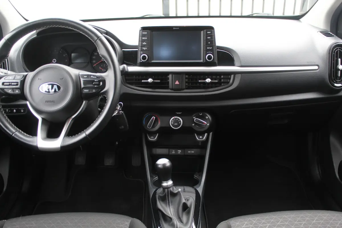 1.0 MPi DynamicLine Dealer onderhouden Achteruitrijcamera/Apple carplay/Airco/Elektrische