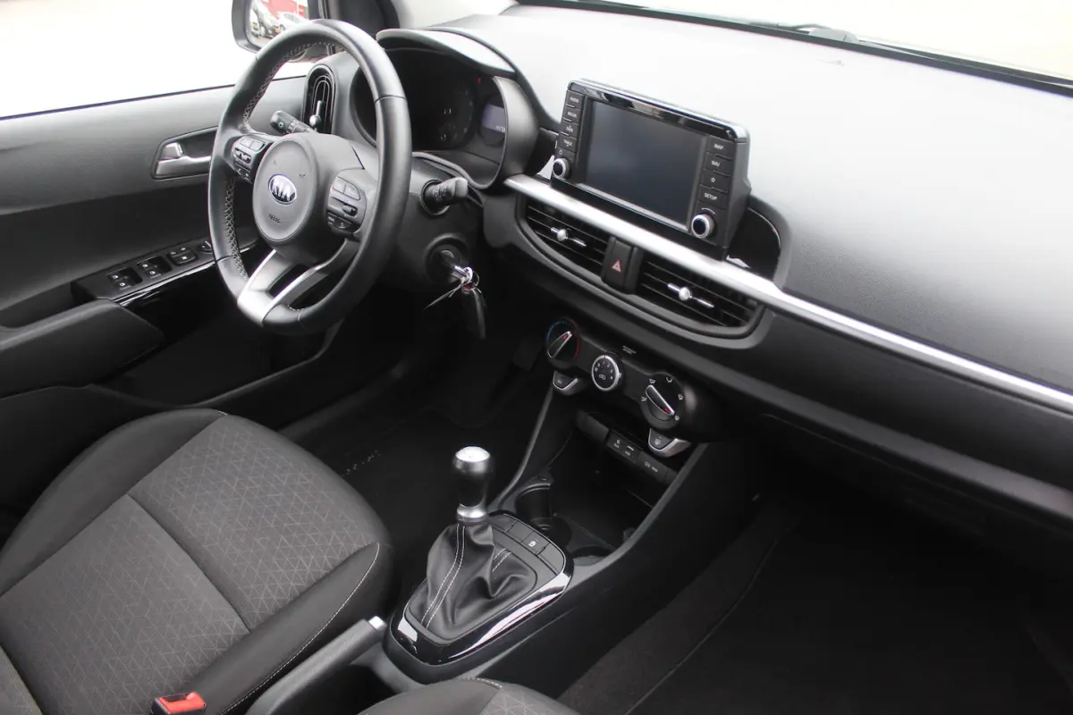1.0 MPi DynamicLine Dealer onderhouden Achteruitrijcamera/Apple carplay/Airco/Elektrische