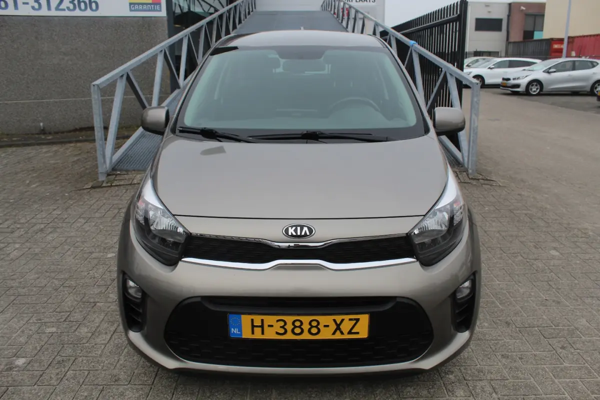 1.0 MPi DynamicLine Dealer onderhouden Achteruitrijcamera/Apple carplay/Airco/Elektrische
