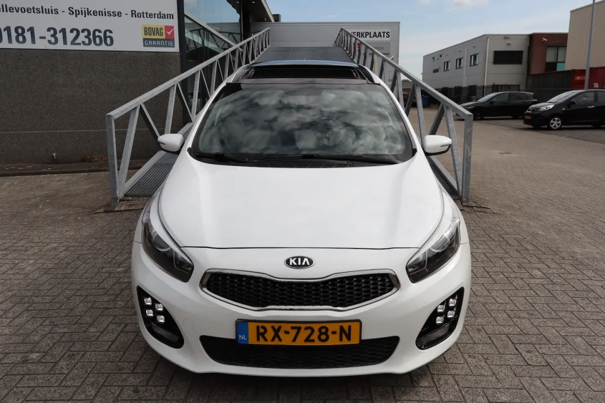 1.0 T-GDi GT-Line Edition Panoramadak Apple carplay/Achteruitrijcamera/Stuurverwarming/Sto