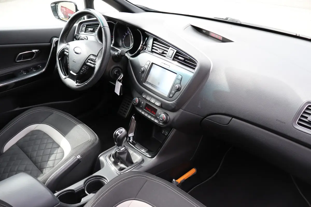 1.0 T-GDi GT-Line Edition Panoramadak Apple carplay/Achteruitrijcamera/Stuurverwarming/Sto