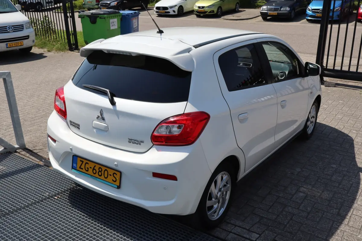1.0 Active automaat Nederlandse auto/Apple carplay/Parkeersensoren/Navigatie/Airco/Bluetoo