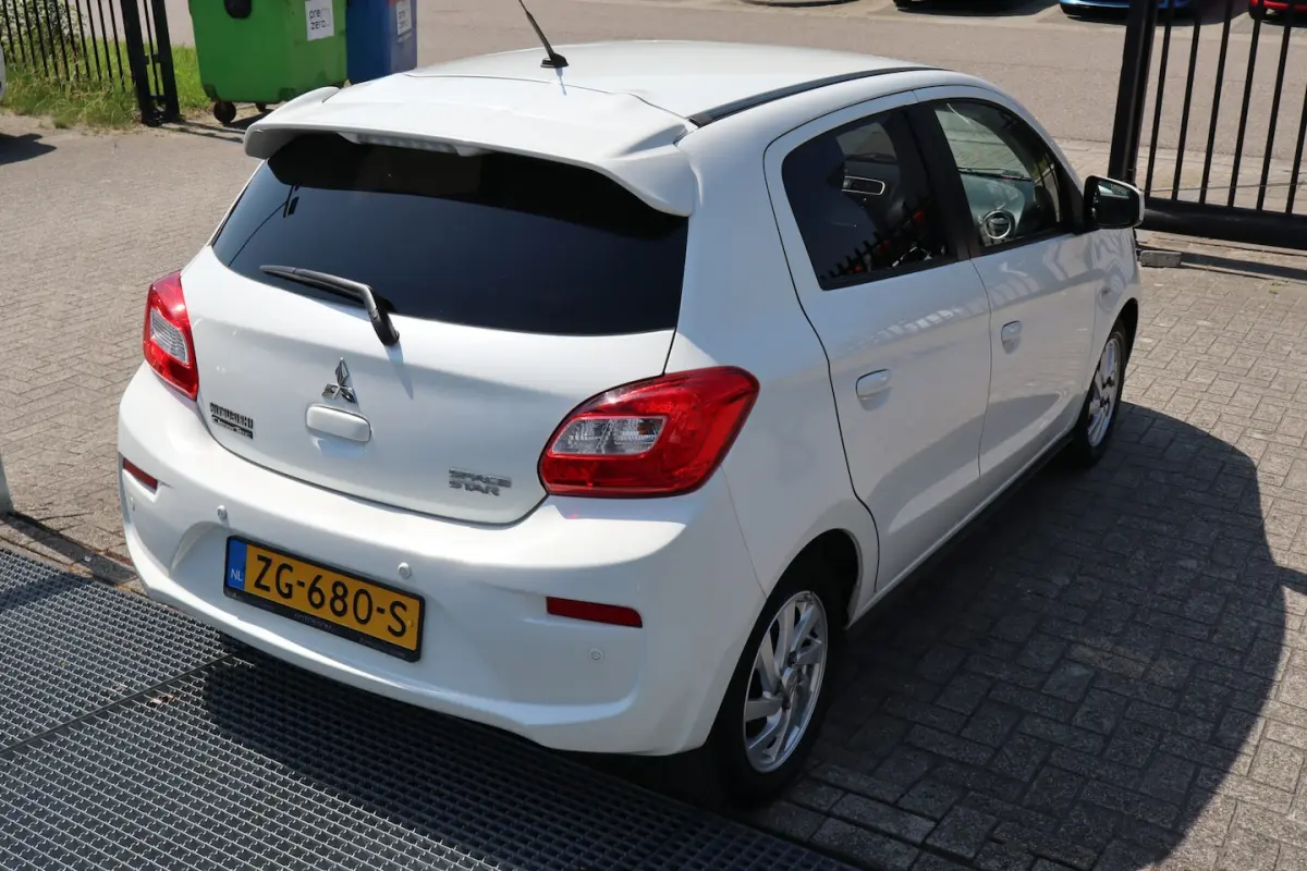 1.0 Active automaat Nederlandse auto/Apple carplay/Parkeersensoren/Navigatie/Airco/Bluetoo