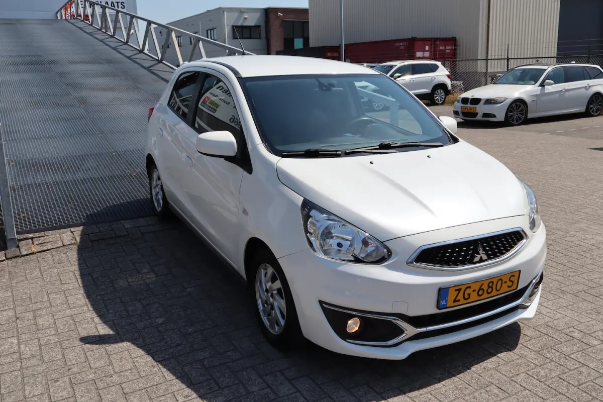 1.0 Active automaat Nederlandse auto/Apple carplay/Parkeersensoren/Navigatie/Airco/Bluetoo