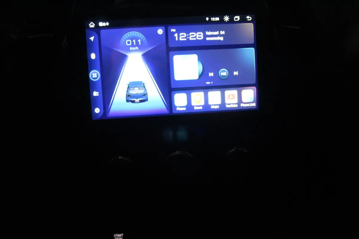 1.2 TCe Limited AUTOMAAT MEENEEMPRIJS/HANDELSPRIJS/EXPORTPRIJS APK TOT 11/2026