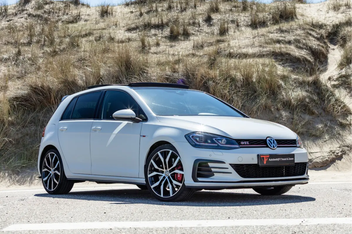 2.0 TSI GTI Performance Panoramadak/Adaptive cruise control/Digital dash/Achteruitrijcamer