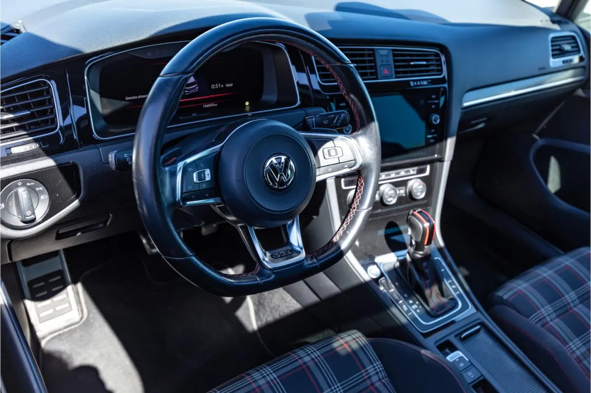 2.0 TSI GTI Performance Panoramadak/Adaptive cruise control/Digital dash/Achteruitrijcamer
