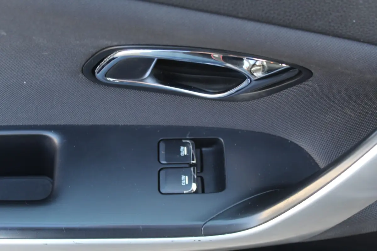 1.6 GDI ComfortPlusLine 135pk Navigator | Cruise control | Achteruitrijcamera | Parkeersen