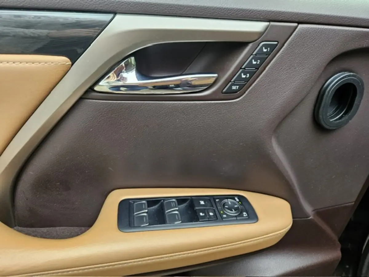 450hL 4WD Luxury Line NL-auto 7 persoons Schuifdak