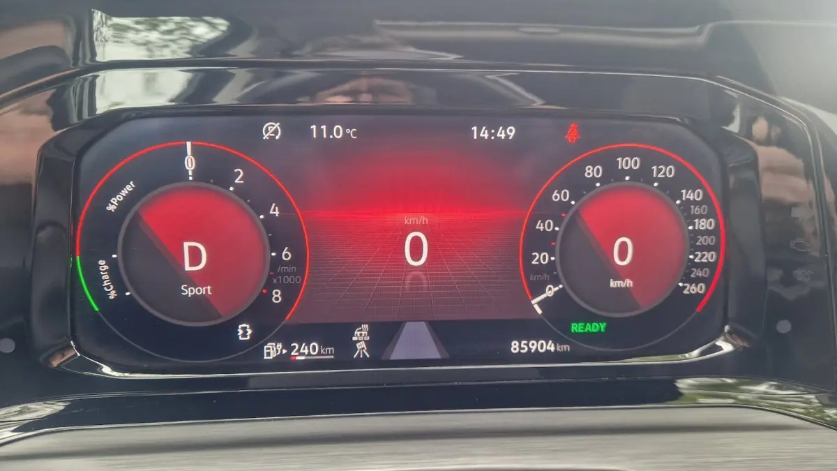 1.4 eHybrid Style, 1e eig, pano, camera, trekhaak