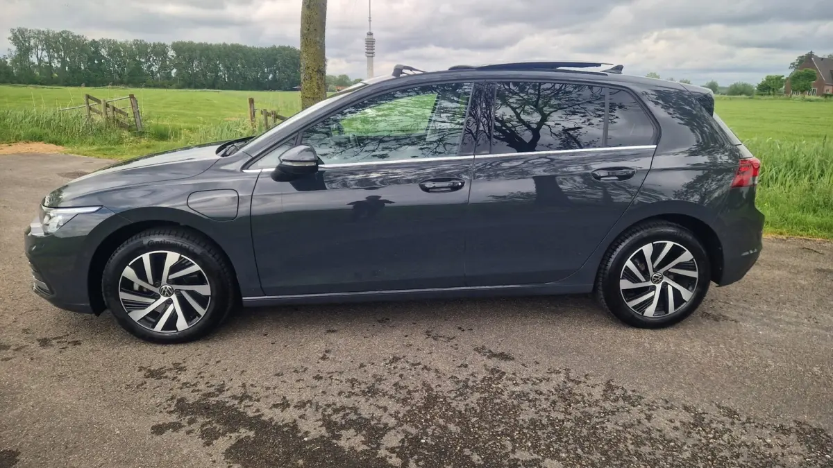 1.4 eHybrid Style, 1e eig, pano, camera, trekhaak