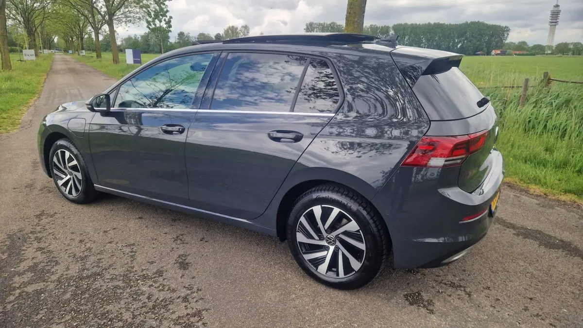 1.4 eHybrid Style, 1e eig, pano, camera, trekhaak