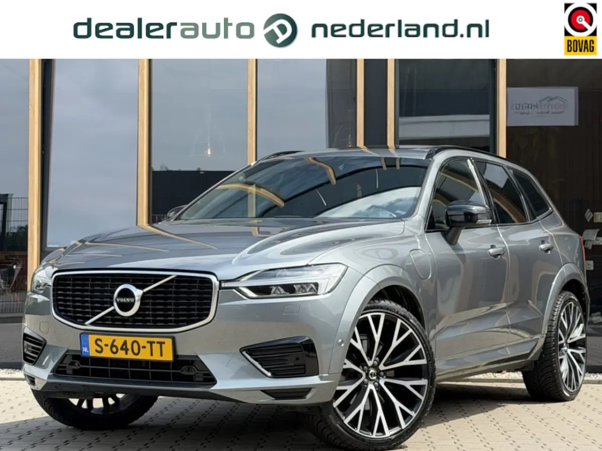 2.0 T8 Twin Engine AWD R-Design | Pano | Elec Trekhaak | Camera |