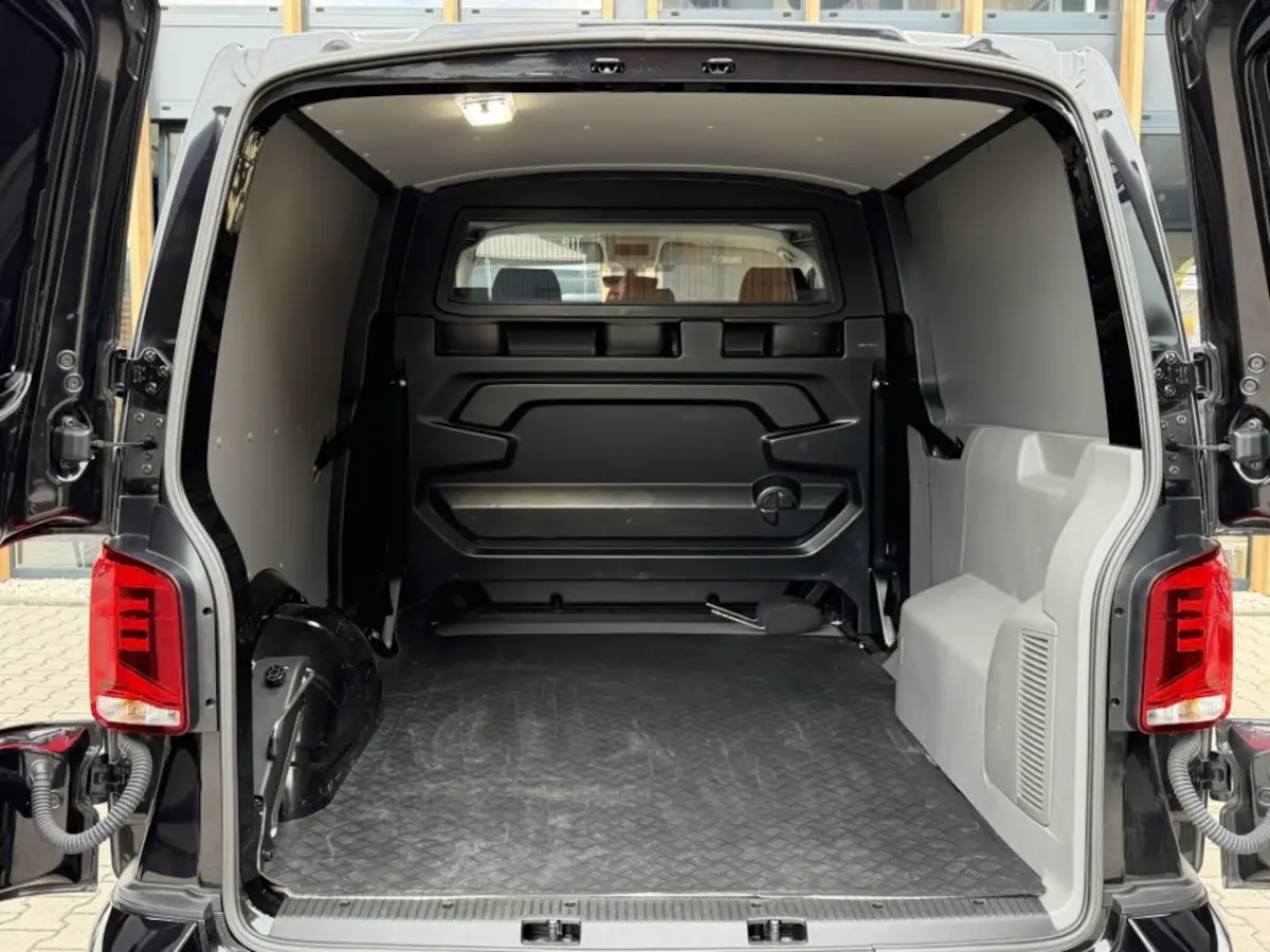 L2H1 Dubbel Cabine 2.0 TDI 150pk DSG | 6 pers | Carplay | 2x schuifdeur |