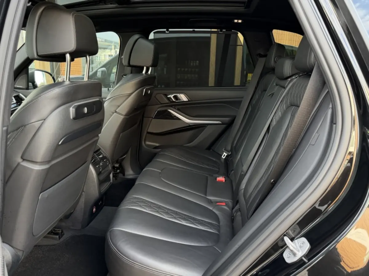 xDrive 50e M-Sport | Panoramadak |Driving Assistant | SOH 95%