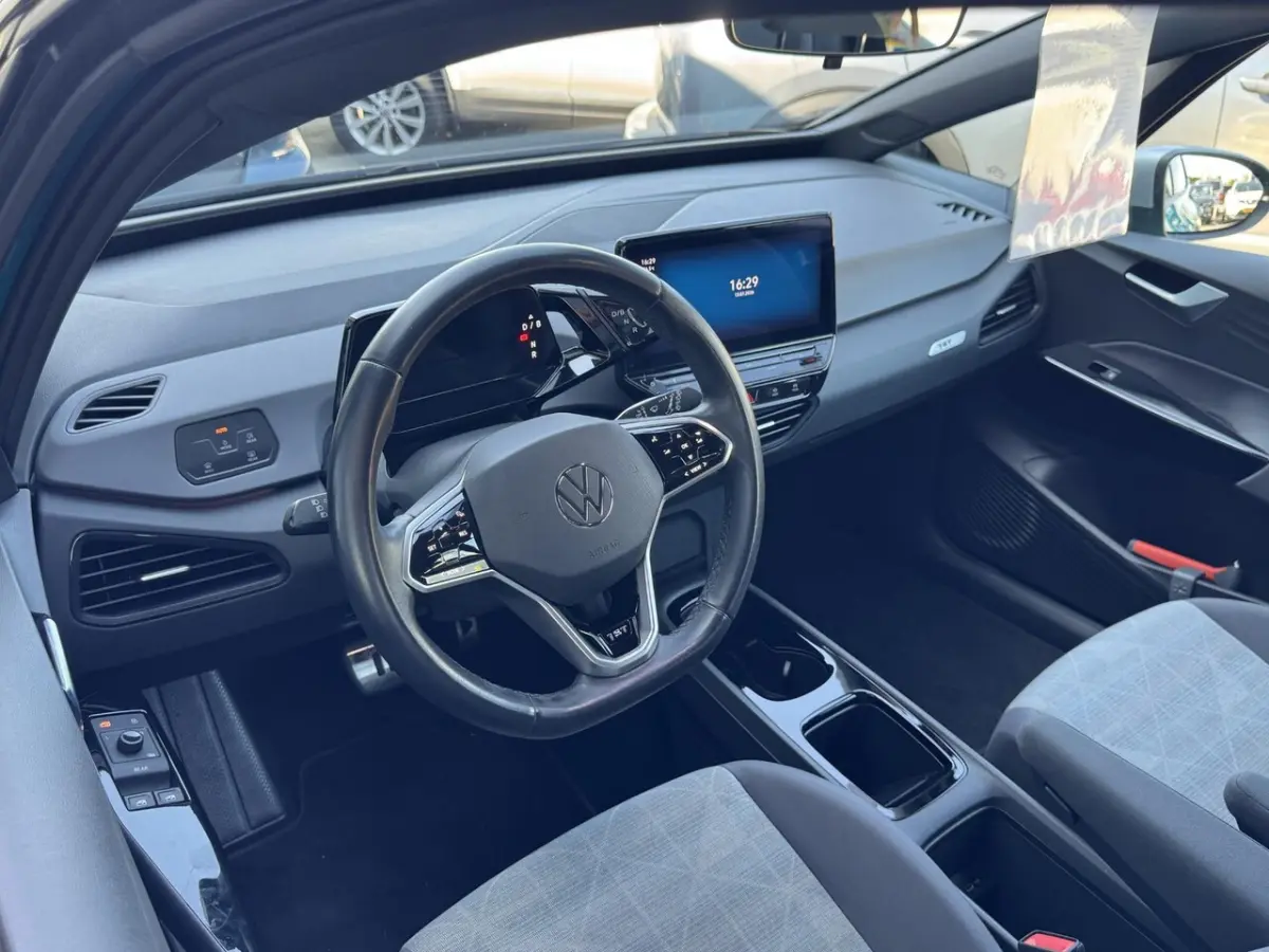 First 58 kWh NL-AUTO | LMV