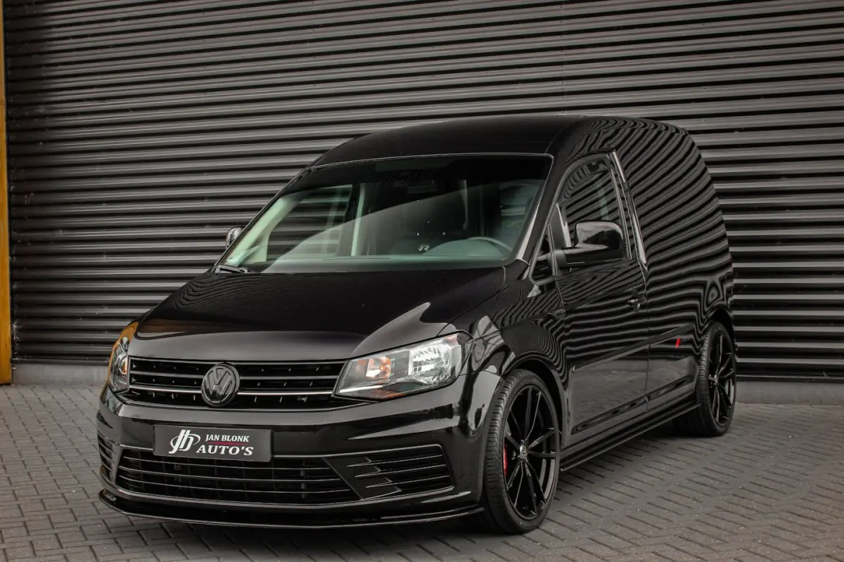 2.0 TDI 185PK JB- EDITION / FULL BLACK / SCHROEFSET / LEDEREN BEKLEDING / NIEUWSTAAT / ELE