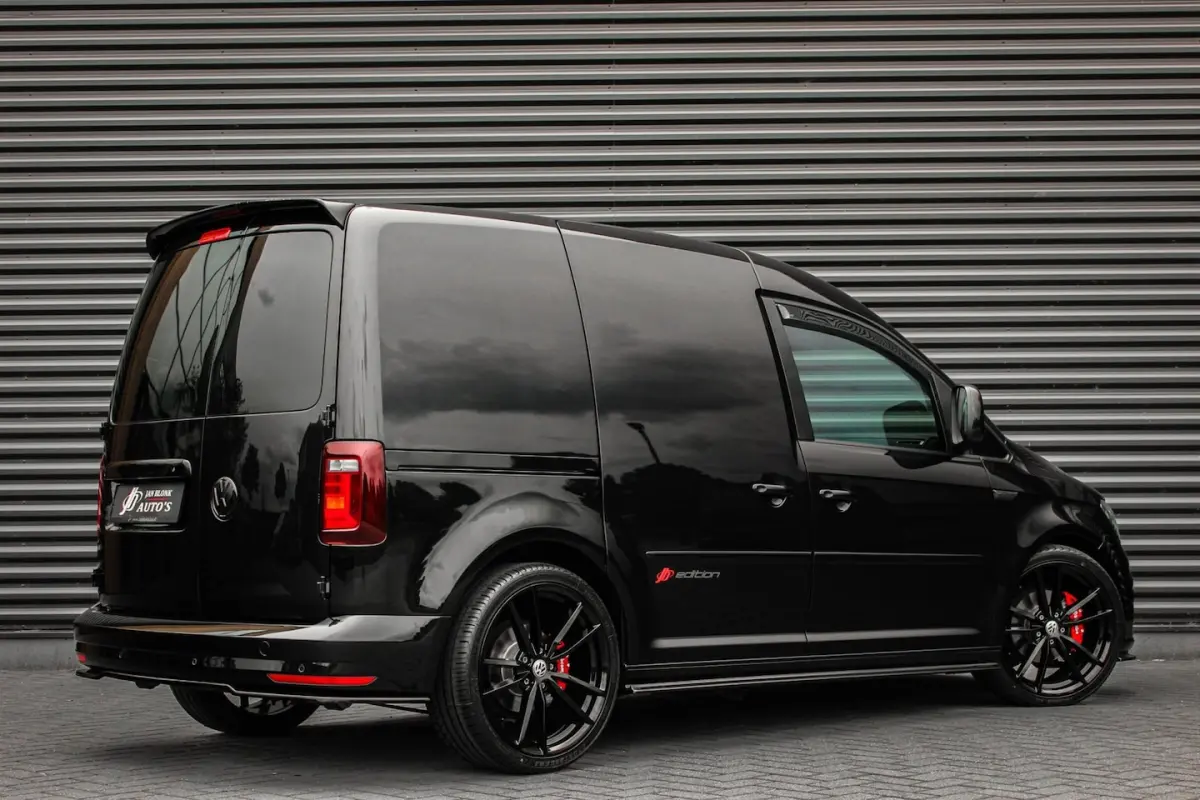 2.0 TDI 185PK JB- EDITION / FULL BLACK / SCHROEFSET / LEDEREN BEKLEDING / NIEUWSTAAT / ELE