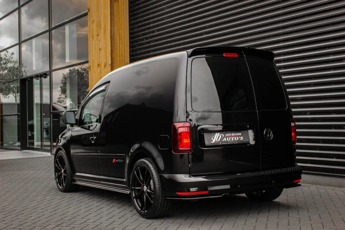 2.0 TDI 185PK JB- EDITION / FULL BLACK / SCHROEFSET / LEDEREN BEKLEDING / NIEUWSTAAT / ELE