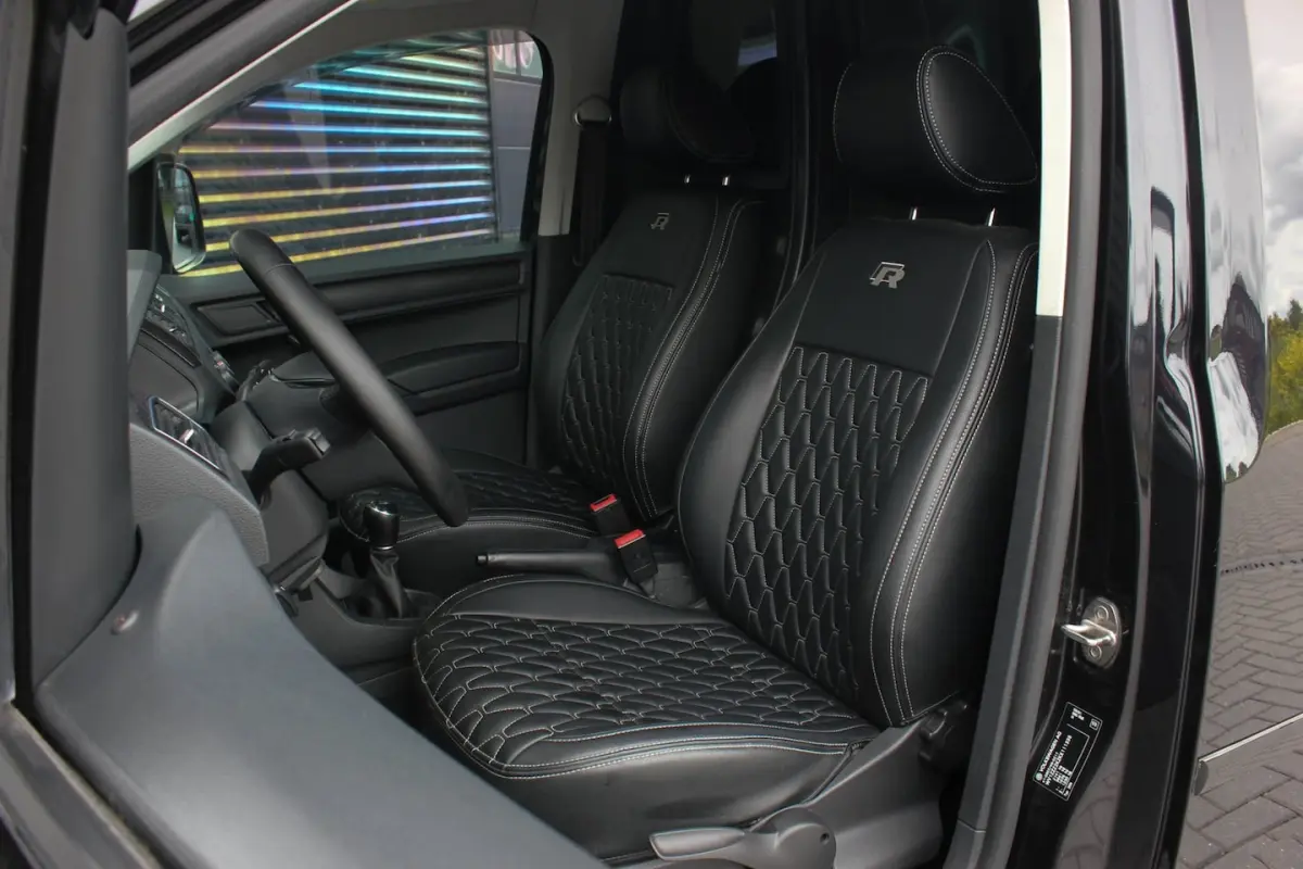 2.0 TDI 185PK JB- EDITION / FULL BLACK / SCHROEFSET / LEDEREN BEKLEDING / NIEUWSTAAT / ELE