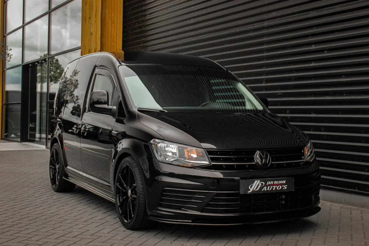 2.0 TDI 185PK JB- EDITION / FULL BLACK / SCHROEFSET / LEDEREN BEKLEDING / NIEUWSTAAT / ELE