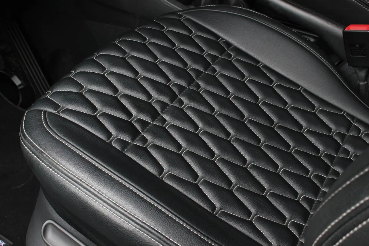 2.0 TDI 185PK JB- EDITION / FULL BLACK / SCHROEFSET / LEDEREN BEKLEDING / NIEUWSTAAT / ELE