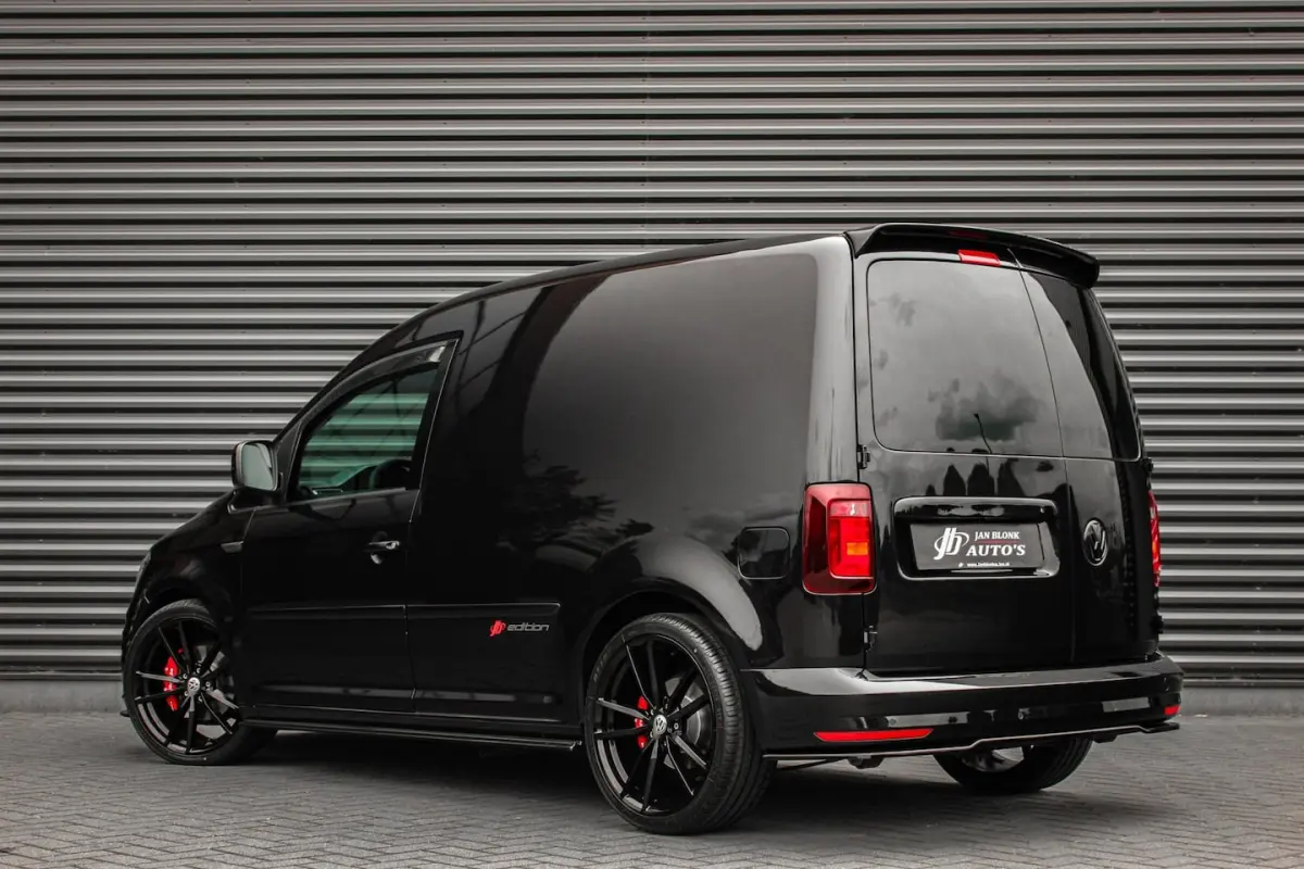 2.0 TDI 185PK JB- EDITION / FULL BLACK / SCHROEFSET / LEDEREN BEKLEDING / NIEUWSTAAT / ELE