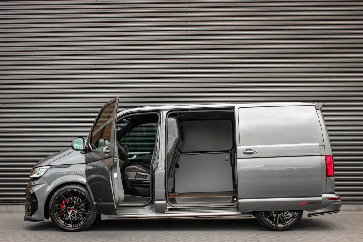2.0 TDI L1H1 204PK JB- EDITION DSG / PDC / SCHROEFSET / GTI INTERIEUR / SUBWOOFER / APPLE