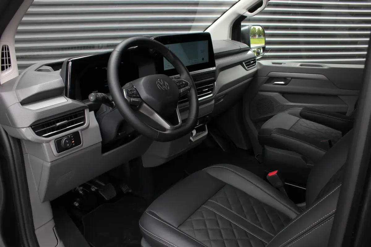 34 L2H1 64kWh 218PK / JB- EDITON / 325KM WLTP RANGE / APPLE CARPLAY / DRIVERS- PACK / FULL