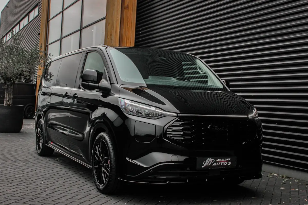 340 L2H1 Limited 71 kWh 218PK / JB-EDITON / CAMERA / 370KM RANGE / APPLE CARPLAY /DRIVERS-