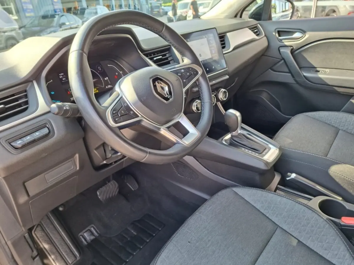 1.6 E-TECH 145 AUTOMAAT BUSINESS ZEN AIRCO NAVI PDC-CAMERA