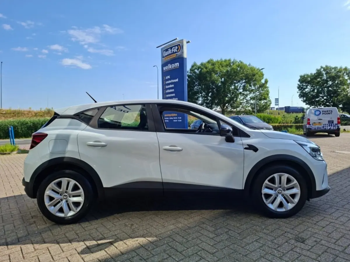1.6 E-TECH 145 AUTOMAAT BUSINESS ZEN AIRCO NAVI PDC-CAMERA